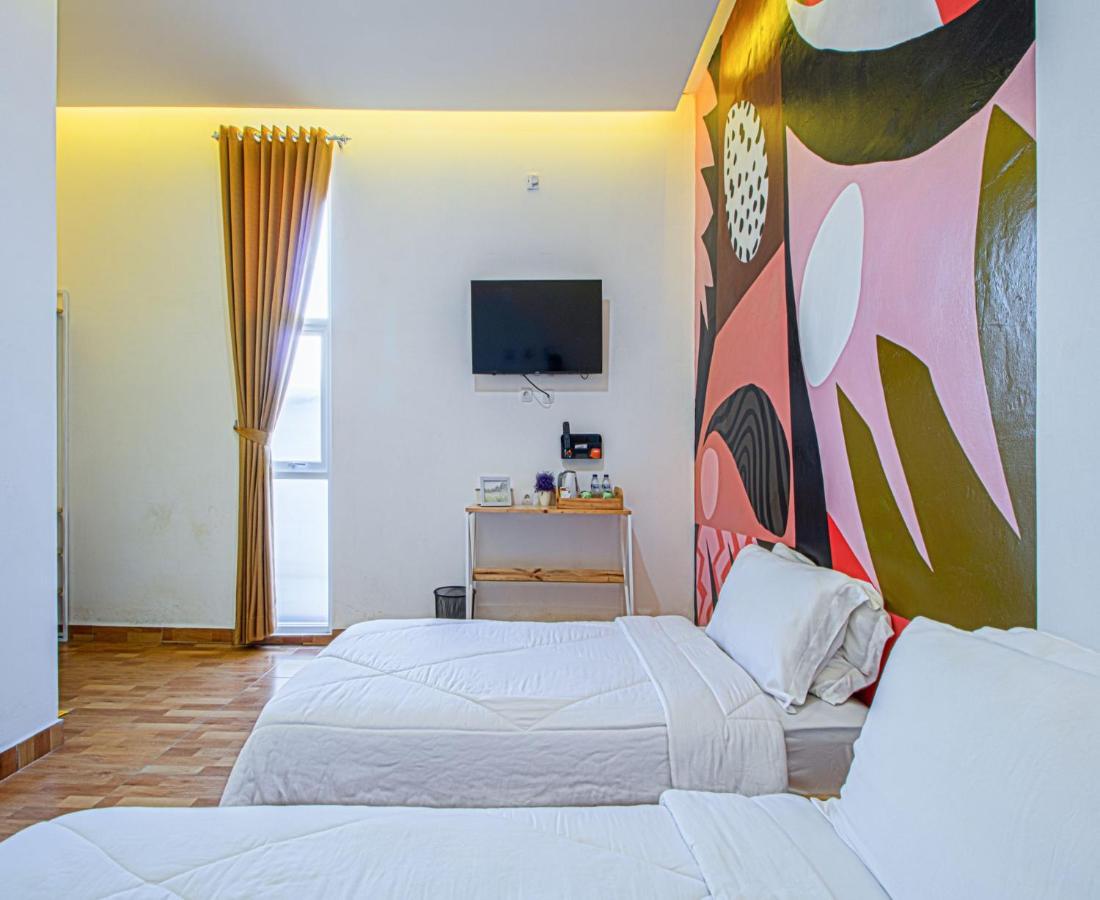 D'Journey Hotel Лембанг Екстериор снимка